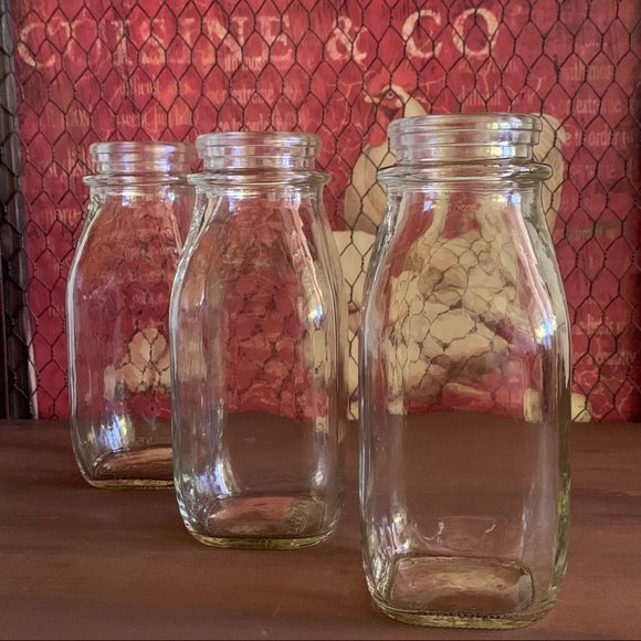 6 Country Farmhouse Glass Milk Bottles - Picture 5 of 10